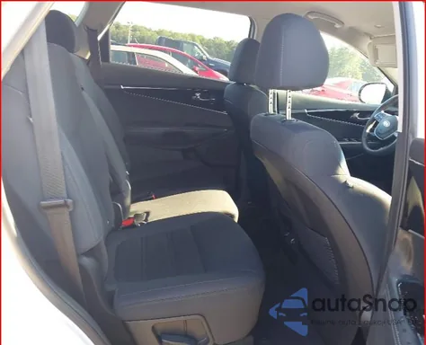 2019 Kia Sorento 2.4L Lx z USA, uszkodzony, nr VIN 5XYPG4A30KG562617